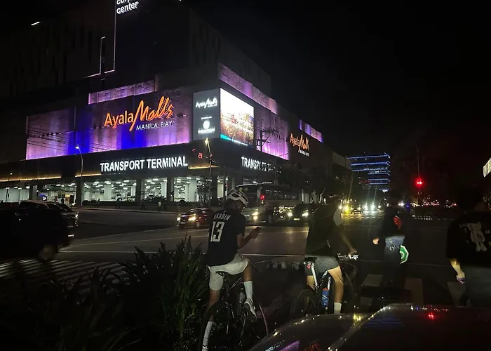 2-min Walk To Okada Near Airportmoa Wbalcony * Manila