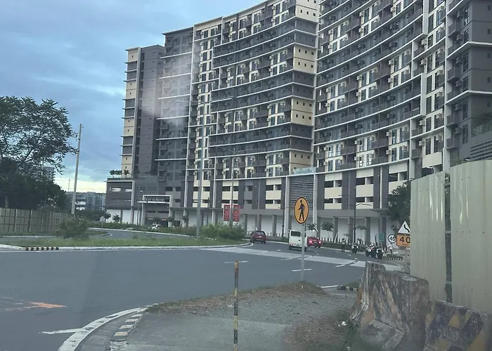 2-min Walk To Okada Near Airportmoa Wbalcony * Manila