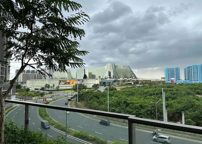 Holiday home 2-min Walk To Okada Near Airportmoa Wbalcony *